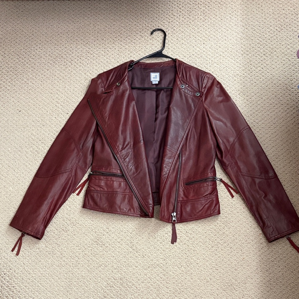 JC PENNY Women's Burgundy Leather Jacket